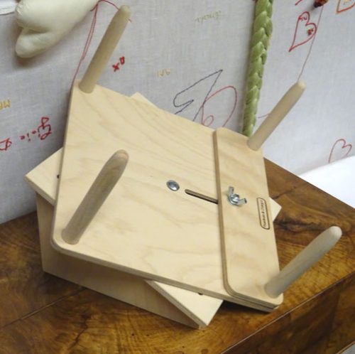 Supporto da tavolo in legno di faggio con base appoggia tombolo regolabile